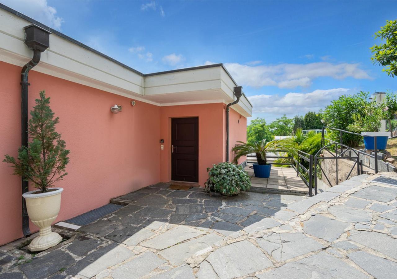 Casa Belvedere Rovio Exterior photo